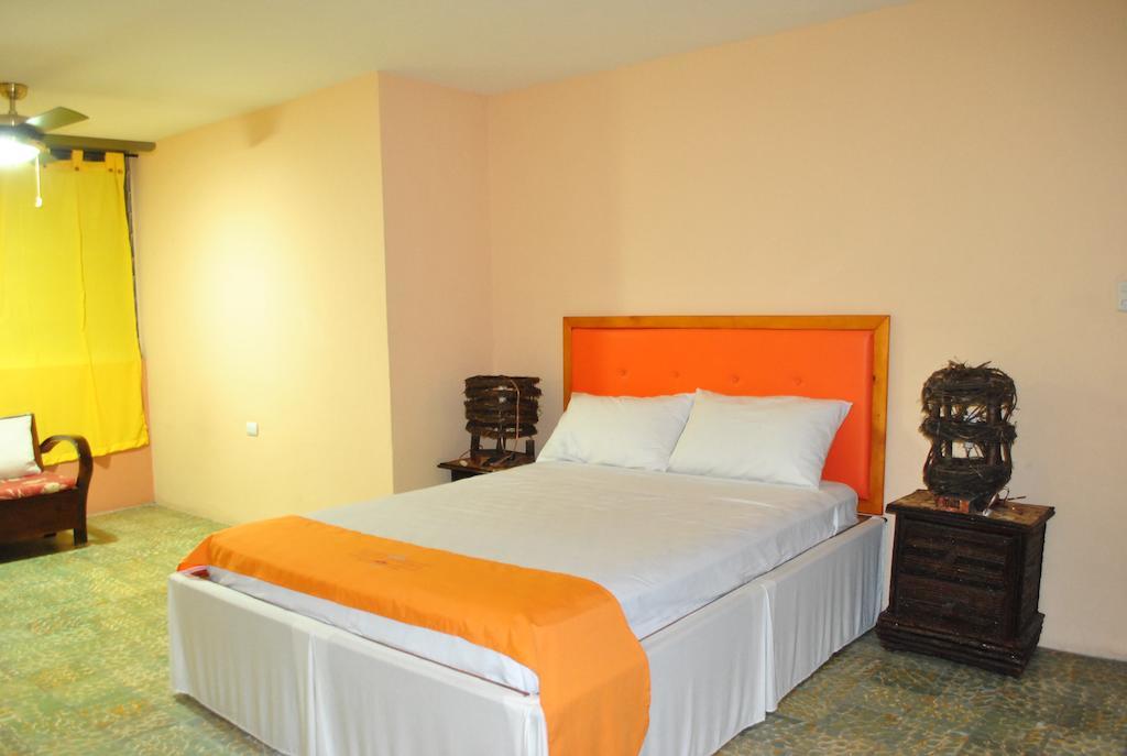 Hotel Imperial Cap-Haïtien Zimmer foto